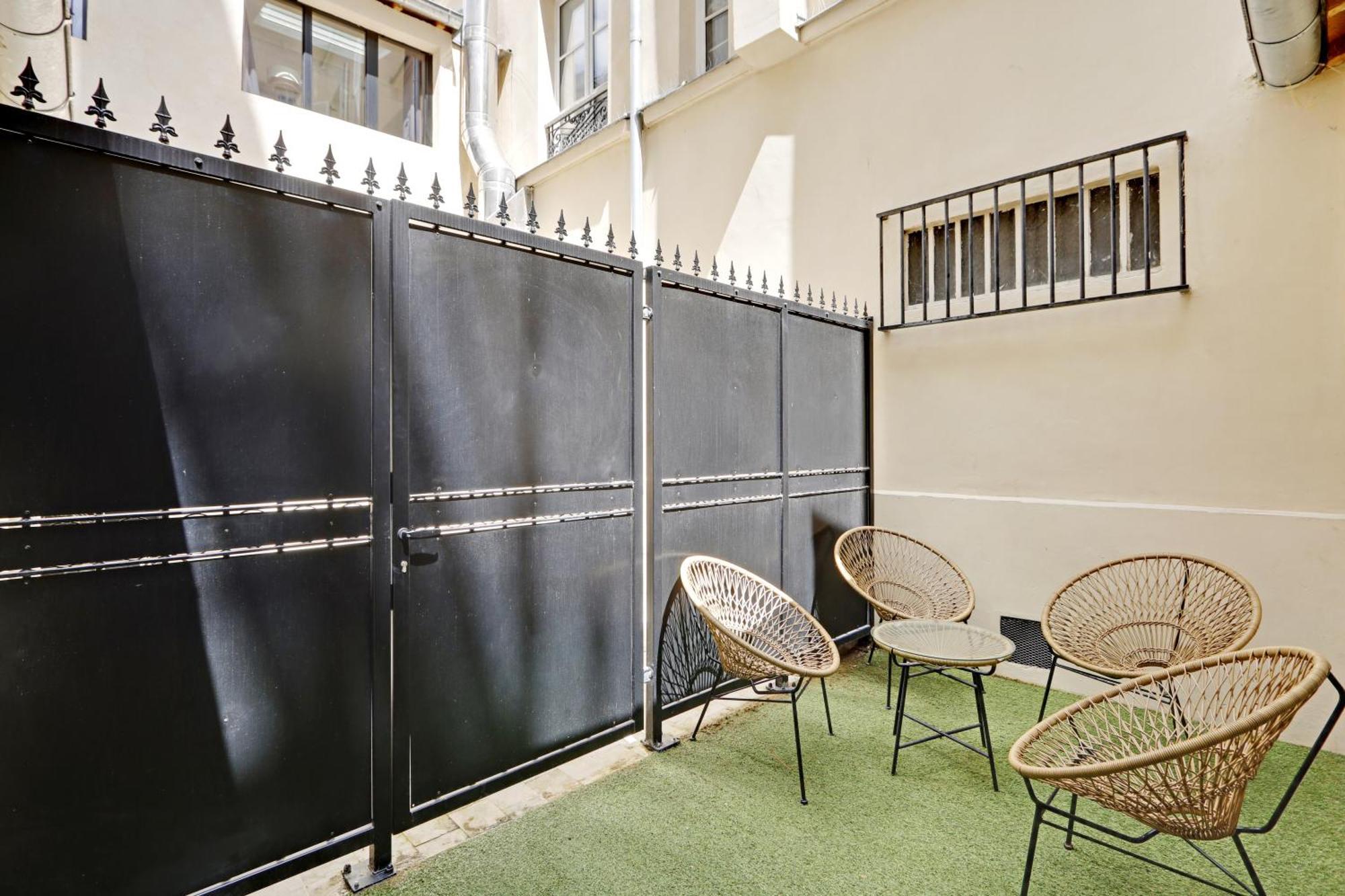 Pick A Flat's In Monrmartre - Rue Lepic Appartement Parijs